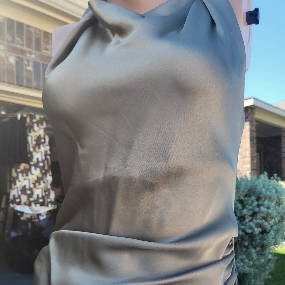 Sleevless Party Dress